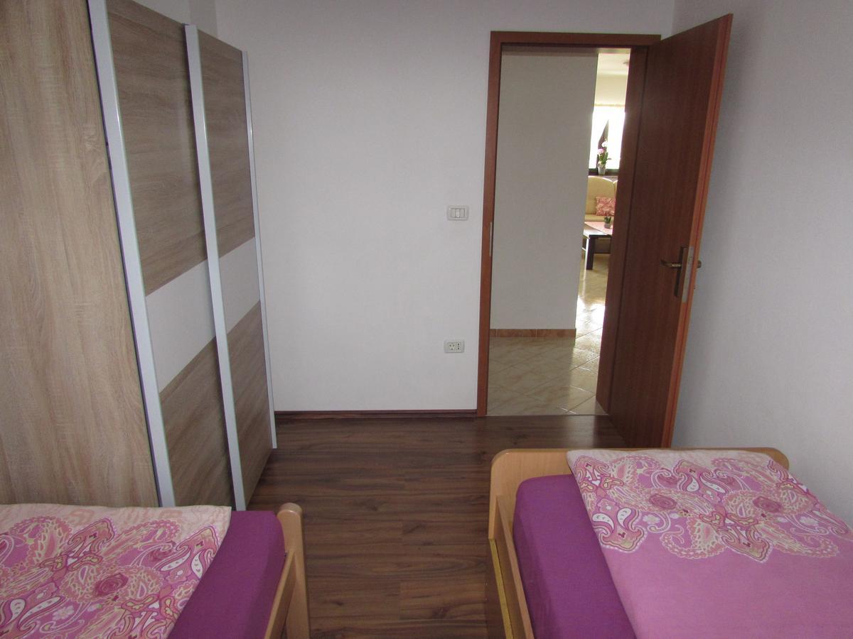Apartments Goga Umag Exterior photo