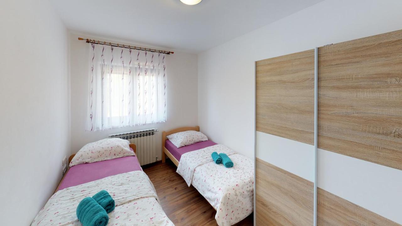 Apartments Goga Umag Exterior photo